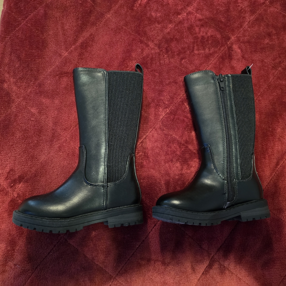 Black Leather Boots with Side Zipper